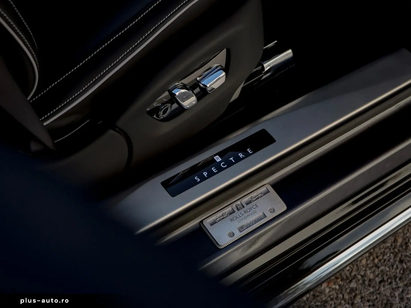 ROLLS ROYCE Spectre
