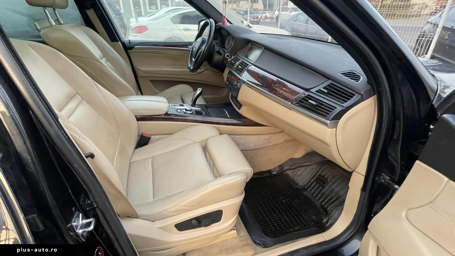 4000e avans si 3500e in rate direct din parc  fara credit