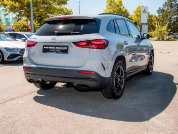 MERCEDES-BENZ GLA 200 d AMG KAM PANO TEMPO KEYLESS SHZ AHK