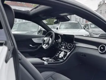 MERCEDES-BENZ C 43 AMG CARBON PANO TEMPOM AMBIENT Sp…