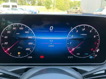 MERCEDES-BENZ C 180 AMG Night Kamera KeyLess LED Nav…