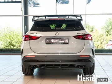MERCEDES-BENZ AMG GLA 35 4M. NIGHT PANO HUD 21  360 …