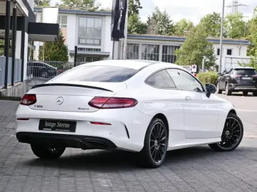 MERCEDES-BENZ C 300 4M Coupé AMG Night Distronic Pan…