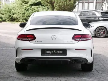 MERCEDES-BENZ C 300 4M Coupé AMG Night Distronic Pan…