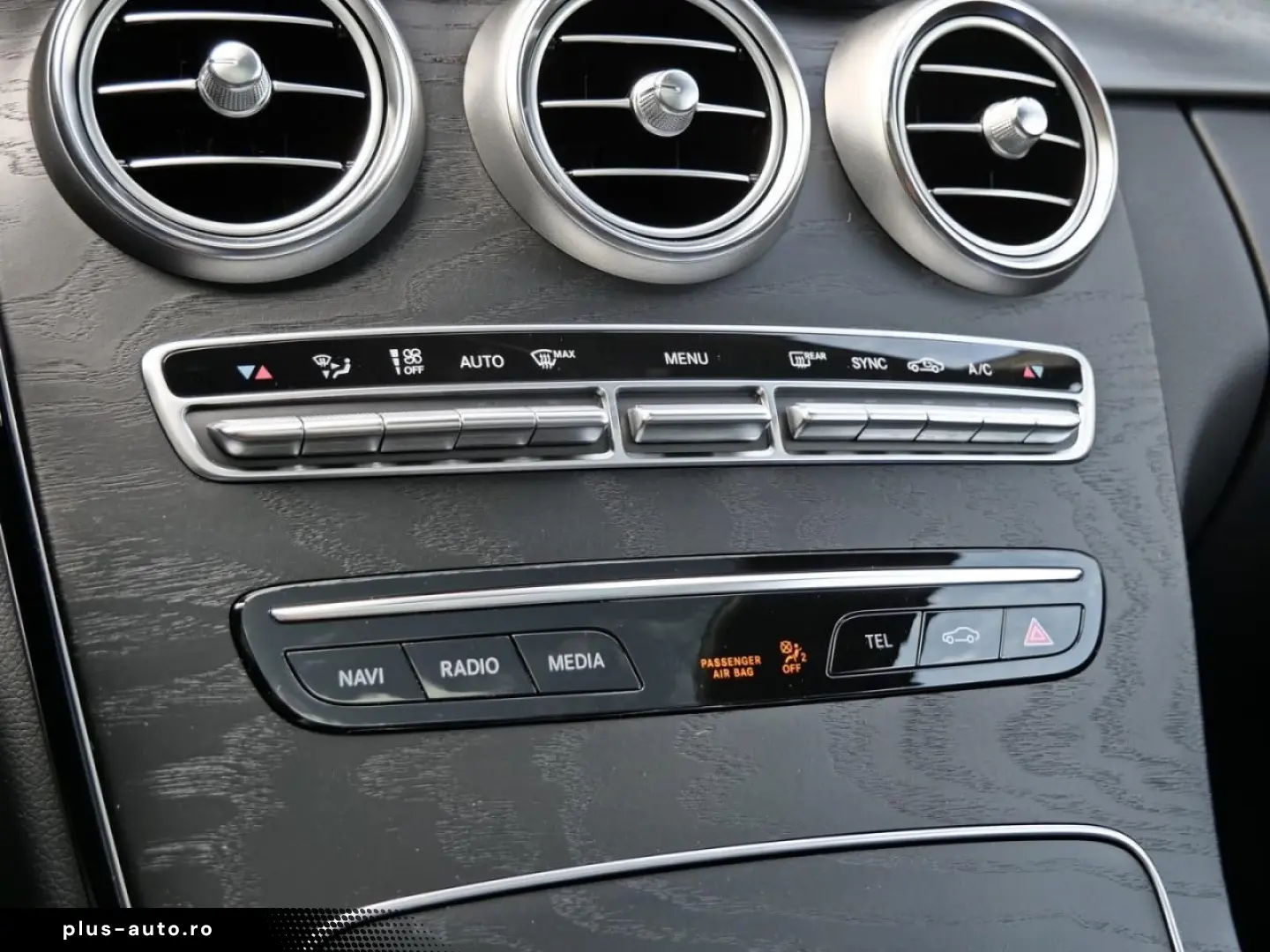 MERCEDES-BENZ C 300 4M Coupé AMG Night Distronic Pan&hellip;
