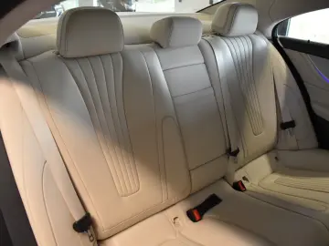 MERCEDES-BENZ CLS 450 4Matic 9G AMG LINE MASSAGE SIT…