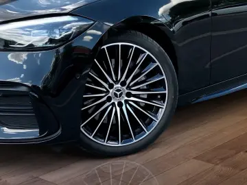 MERCEDES-BENZ C 180 AMG NIGHT BURMEST 19''…