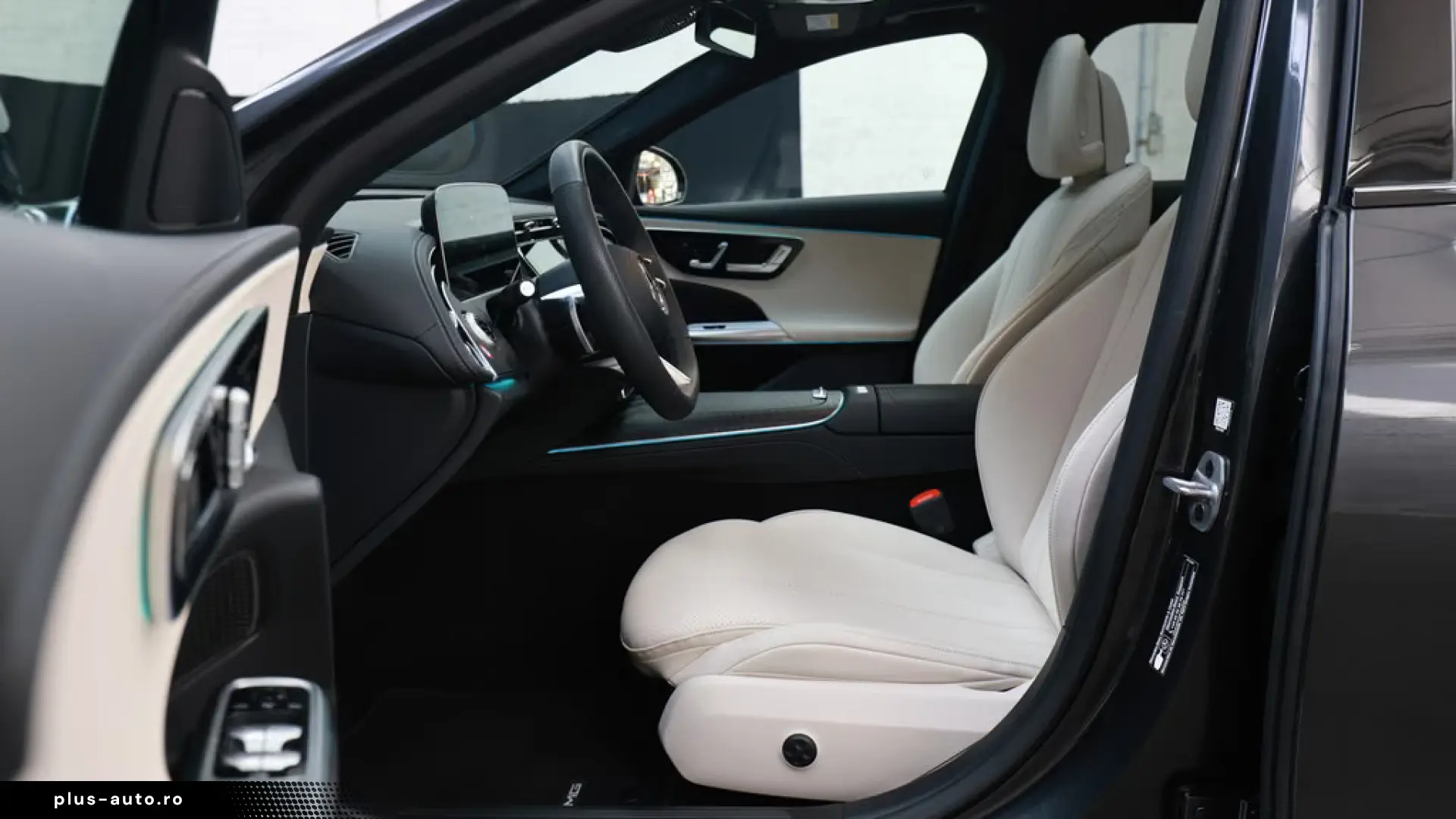 Mercedes-Benz E 300de 4Matic AMG Line - Panoramic