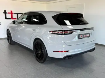 PORSCHE Cayenne Approved 12.27 Sitzbelüftung Pano 21-Alu