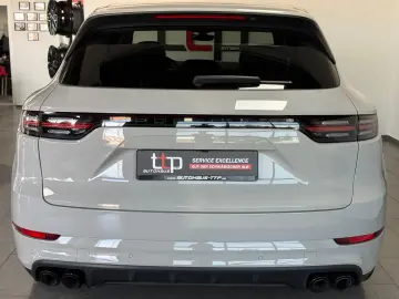 PORSCHE Cayenne Approved 12.27 Sitzbelüftung Pano 21-Alu