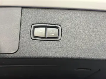 PORSCHE Cayenne Approved 12.27 Sitzbelüftung Pano 21-Alu