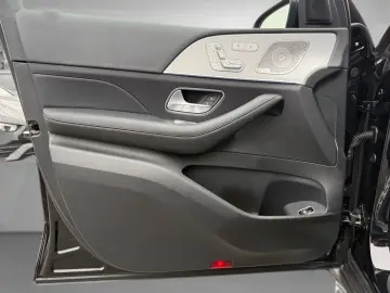 MERCEDES-BENZ GLE 350de 4M_AMG_Pano_ACC_Airmatic