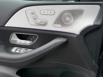 MERCEDES-BENZ GLE 350de 4M_AMG_Pano_ACC_Airmatic