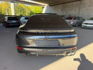 PORSCHE Panamera Turbo E-Hybrid SportDesign Active Ride