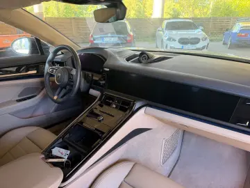 PORSCHE Panamera Turbo E-Hybrid SportDesign Active Ride