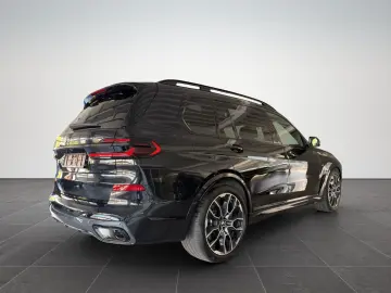 BMW X7 xDrive 40d M SPORT PRO_Panoramic_H&K_7_Locuri