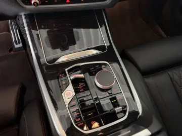 BMW X7 xDrive 40d M SPORT PRO_Panoramic_H&K_7_Locuri
