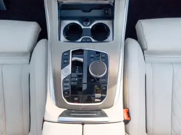 BMW X5 40d 2026.LUFTF.PANORAM.