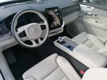 VOLVO XC90 T8 Twin Engine AWD Ultra Dark