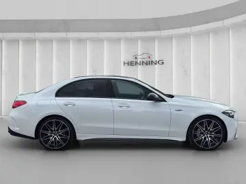 MERCEDES-AMG C 43 AMG_Premium_Panoramic_Burmester_HUD