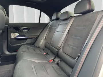 MERCEDES-AMG C 43 AMG_Premium_Panoramic_Burmester_HUD
