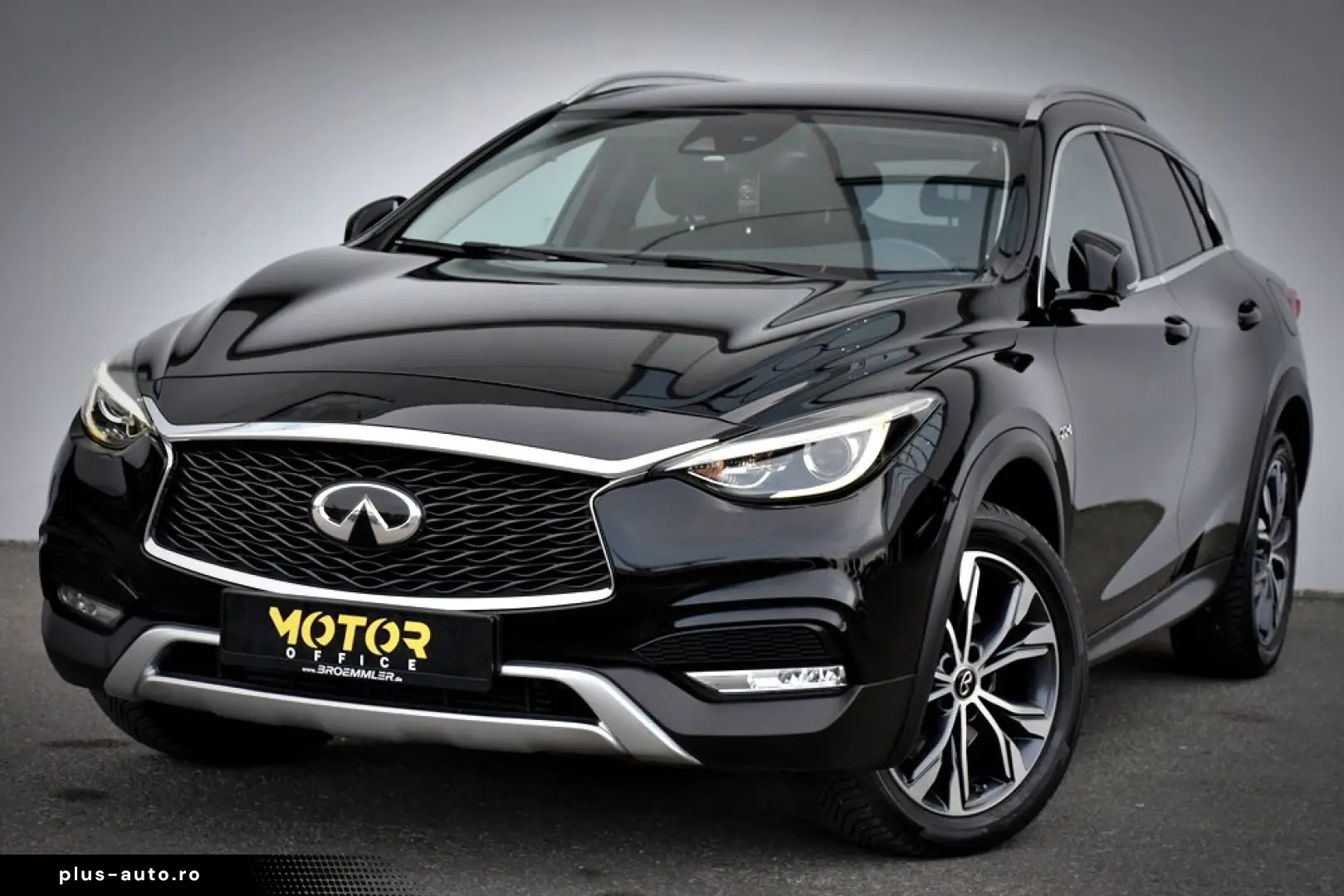 Infiniti Qx30