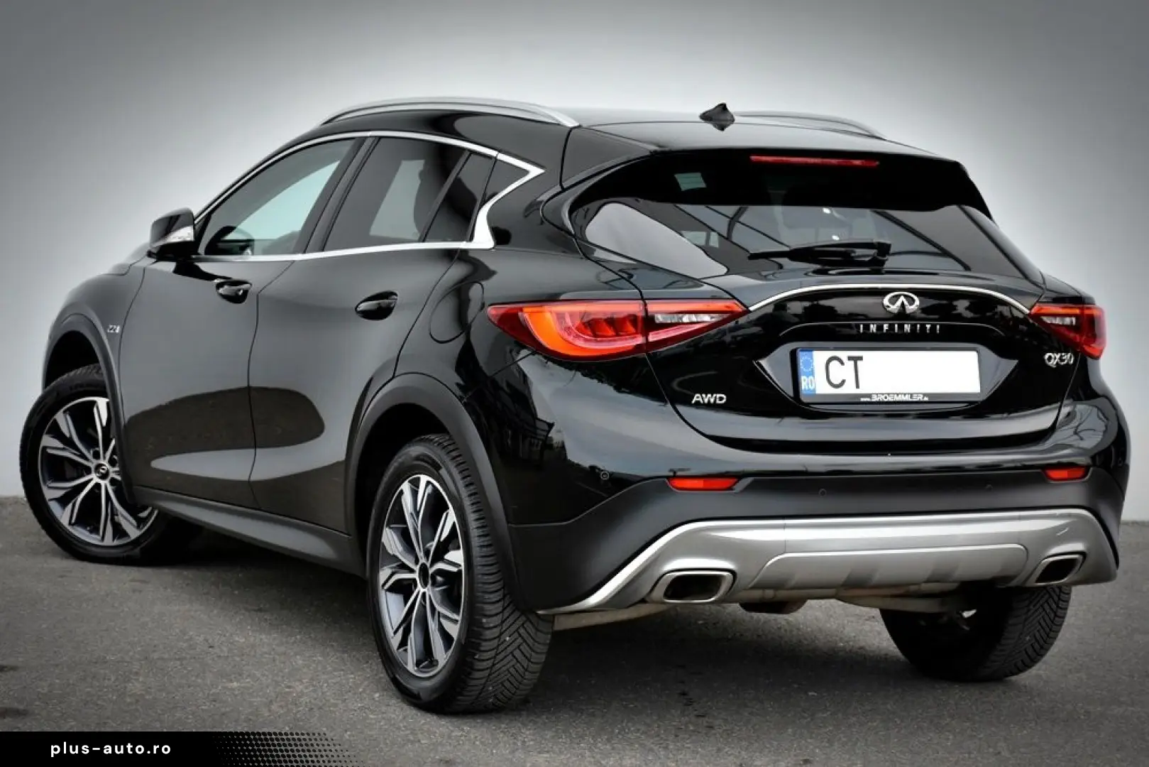 Infiniti Qx30