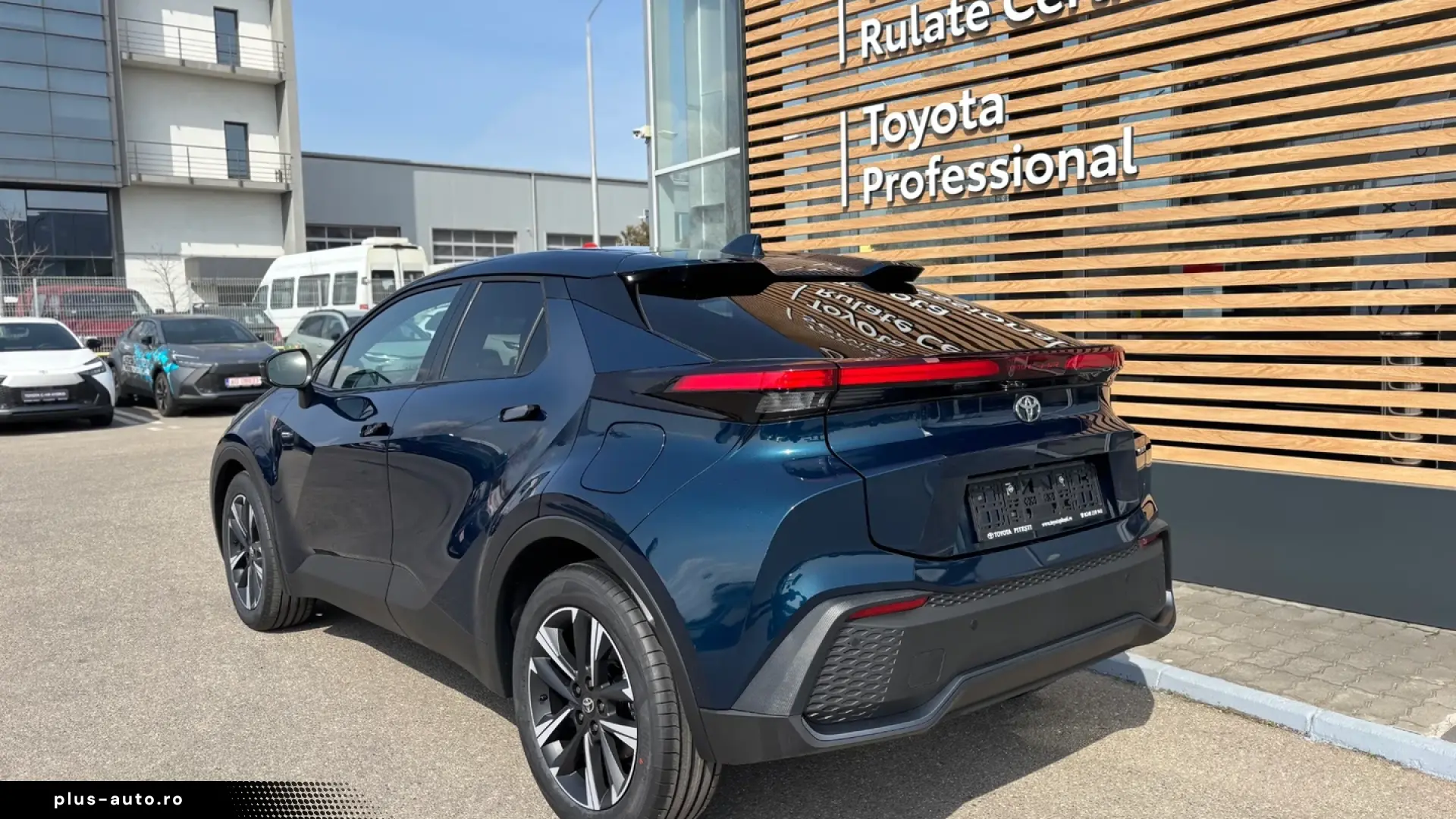 Toyota C-HR 2.0 DYNAMIC HEV