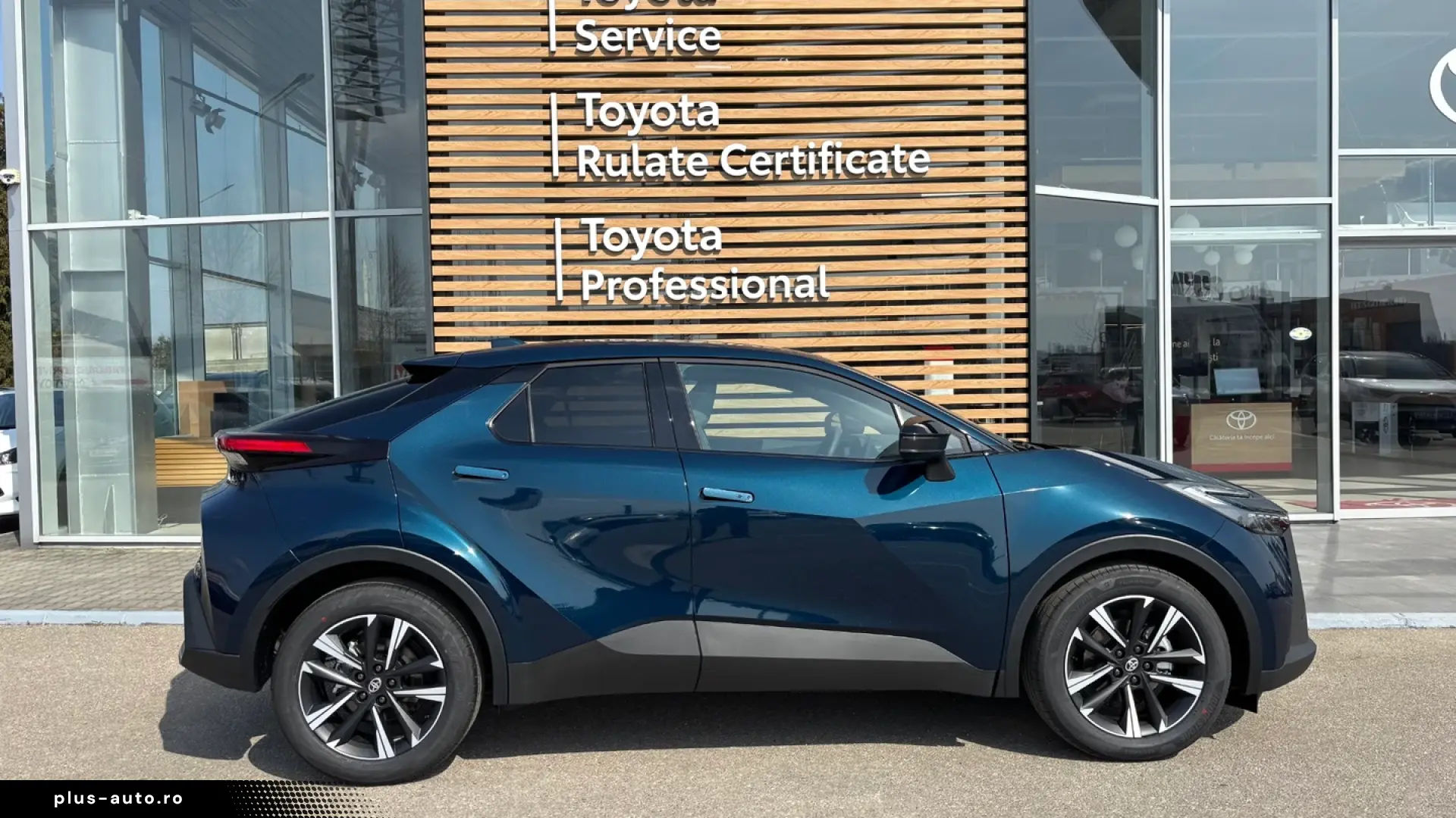 Toyota C-HR 2.0 DYNAMIC HEV