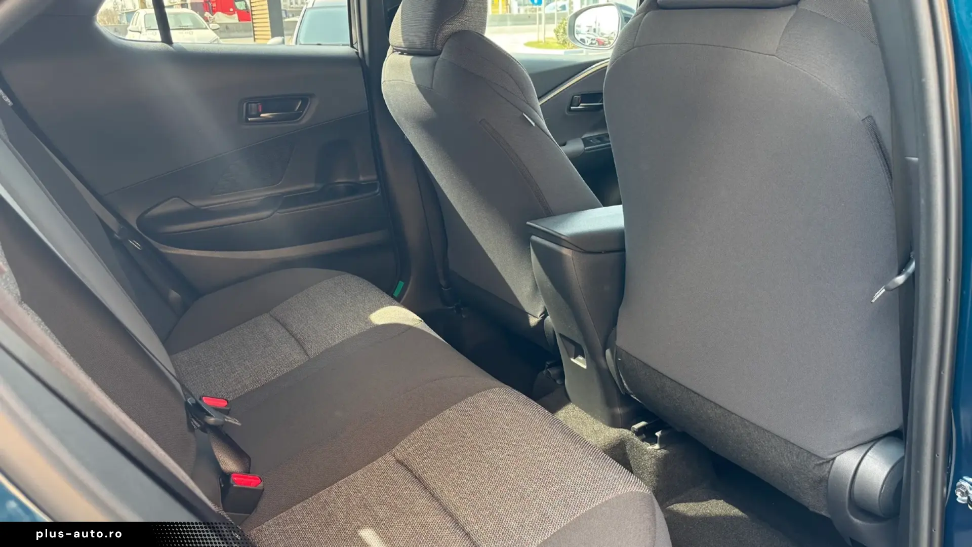 Toyota C-HR 2.0 DYNAMIC HEV