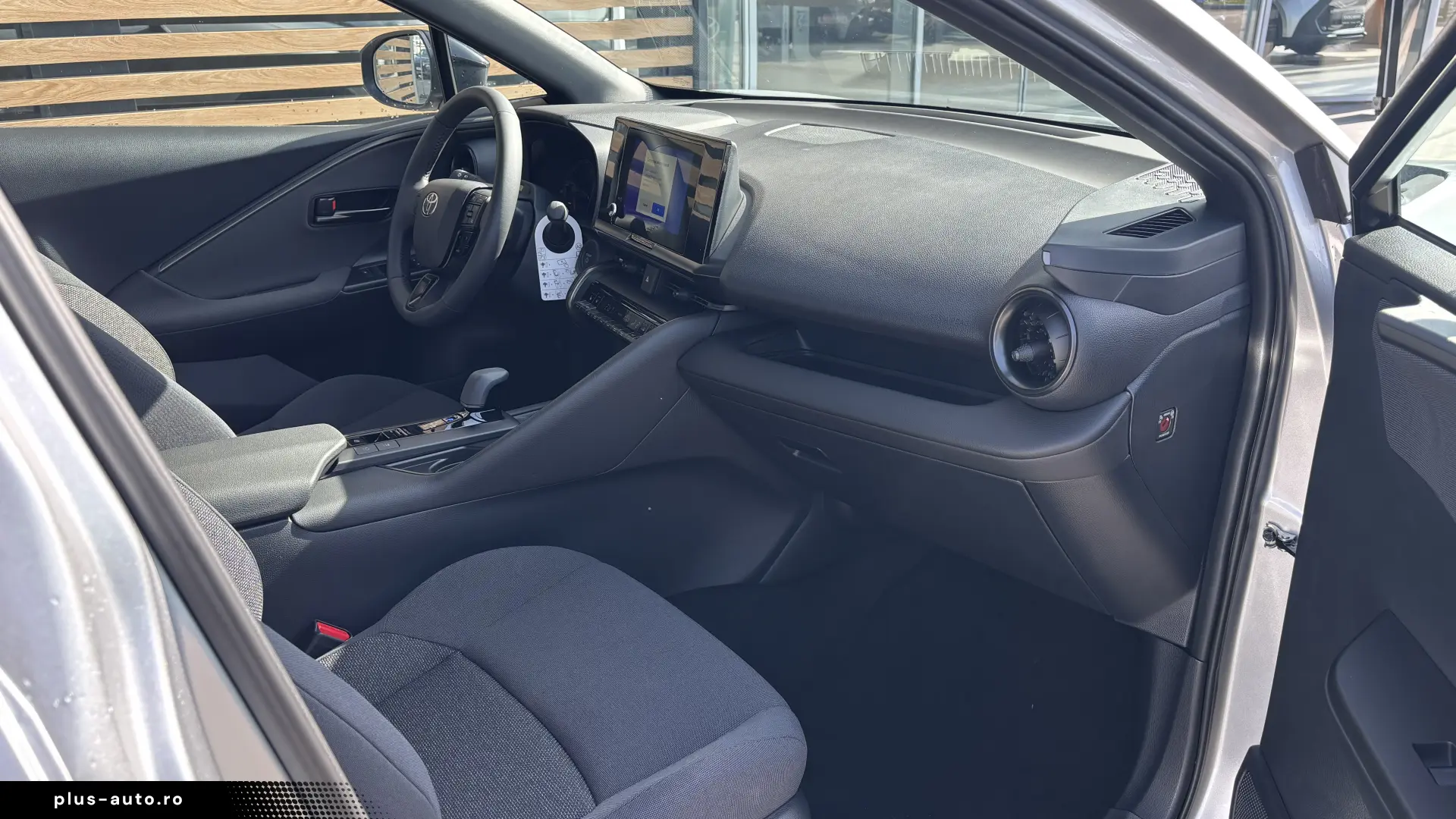 Toyota C-HR ACTIVE 1.8 HEV