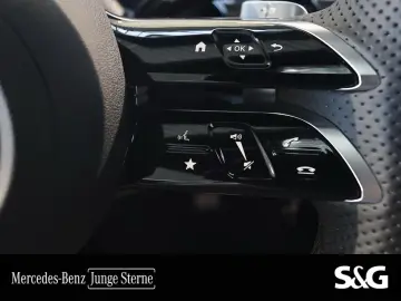 MERCEDES-BENZ CLA 200 Coupé AMG 19  MEMORY LEDER SAGEGREY