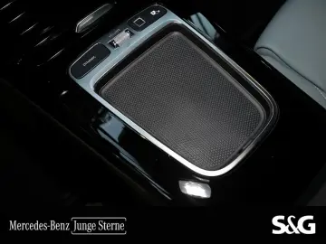 MERCEDES-BENZ CLA 200 Coupé AMG 19  MEMORY LEDER SAGEGREY