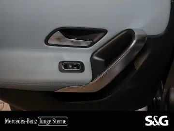 MERCEDES-BENZ CLA 200 Coupé AMG 19  MEMORY LEDER SAGEGREY
