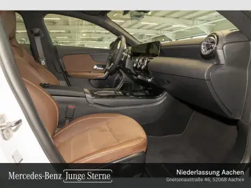 MERCEDES-BENZ CLA 180 Coupe AMG Premium TotW AdvSound Winter