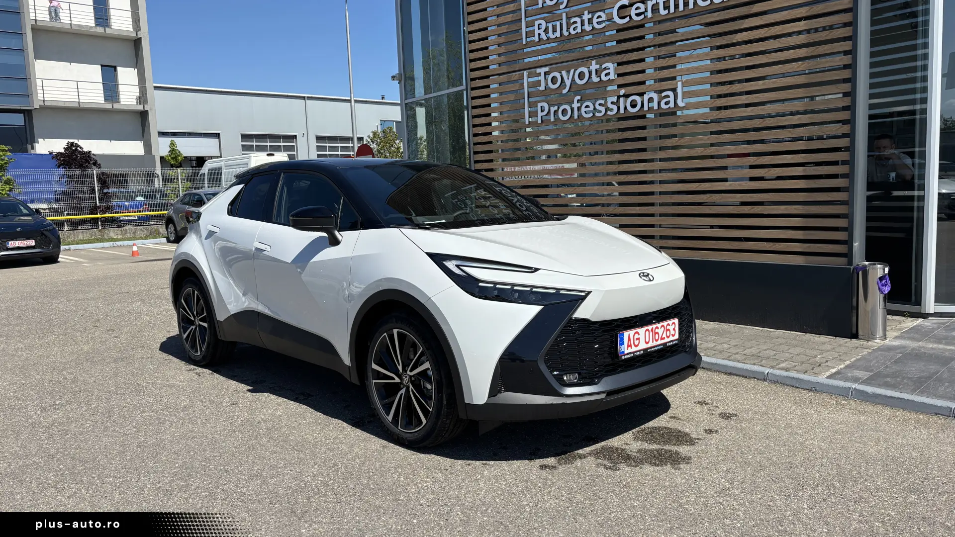 Toyota C-HR EXCLUSIVE 1.8 HEV