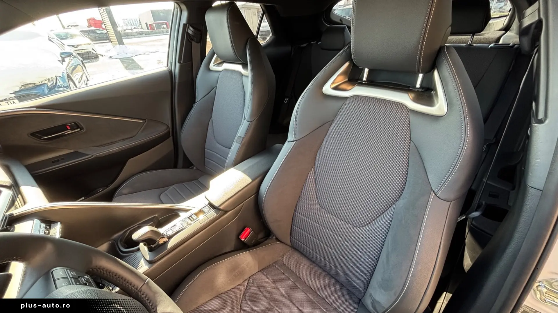 Toyota C-HR EXCLUSIVE 1.8 HEV