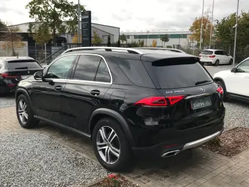 MERCEDES-BENZ GLE 350 de 4Matic AHK Kam Distr. LED Leder 20