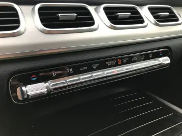 MERCEDES-BENZ GLE 350 de 4Matic AHK Kam Distr. LED Leder 20