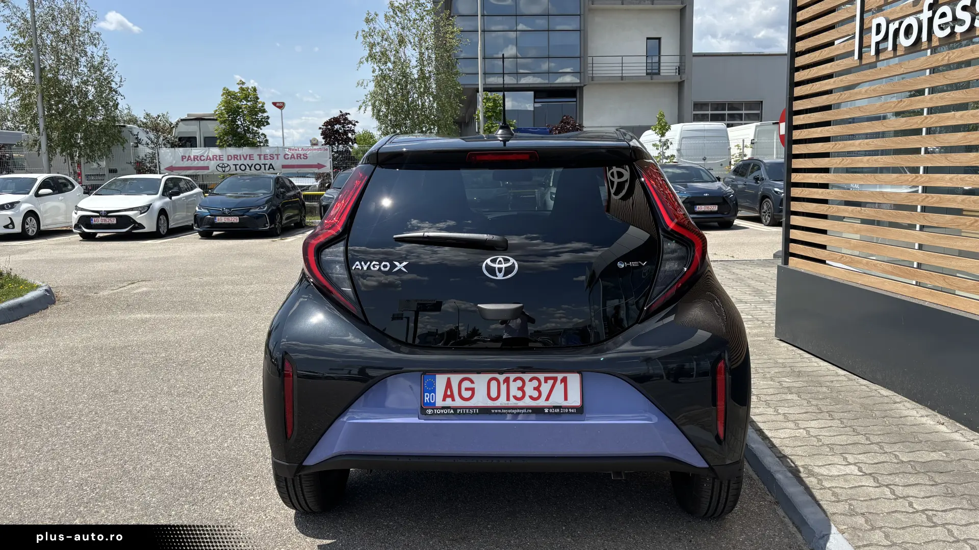 Toyota AYGOX X 1.5 HEV DYNAMIC