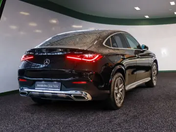 MERCEDES-BENZ GLC 300 e 4M Coupé AMG Sport Premium A…