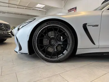 MERCEDES-BENZ GT 63 4M  AERO PERF LIFT HUD PANO BURM…