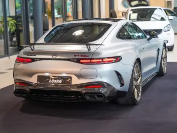 MERCEDES-BENZ AMG GT 63 S E PERFORMANCE MATT Carbon techgold