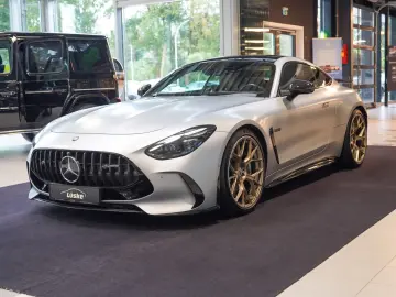 MERCEDES-BENZ AMG GT 63 S E PERFORMANCE MATT Carbon techgold