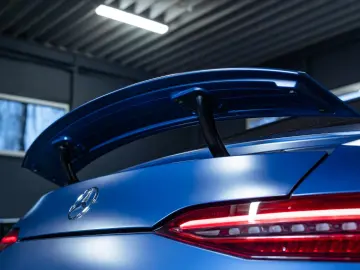 MERCEDES-BENZ AMG GT 63 S 4Matic  Massage Matrix