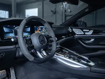 MERCEDES-BENZ AMG GT 63 S 4Matic  Massage Matrix