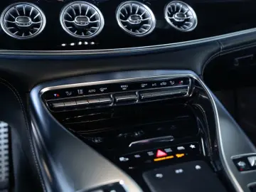 MERCEDES-BENZ AMG GT 63 S 4Matic  Massage Matrix