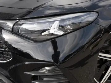 Mercedes-Benz CLA 220 AMG-Sport Super Pano Burm Night 18'