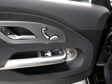 Mercedes-Benz CLA 220 AMG-Sport Super Pano Burm Night 18'