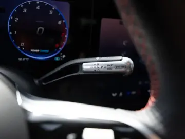 Mercedes-Benz CLA 220 AMG-Sport Super Pano Burm Night 18'